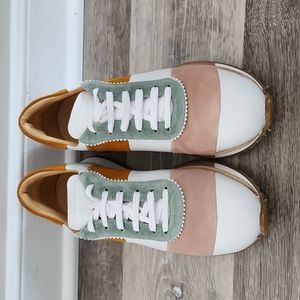the Quinn Sneaker, The Office of Angela Scott size 9.5/EU39.5